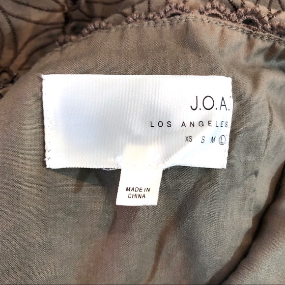 Anthropologie J.O.A. Olive Lace Halter Cold Shoulder Romper Green Brown - Picture 6 of 8